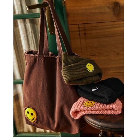 Urban Outfitters Smile Patch Distressed Canvas Brown Tote Bag - Picture 2 of 12